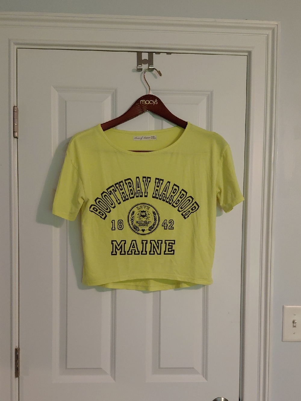 Boothbay Harbor Maine Crop Tee, Neon Yellow, Size S